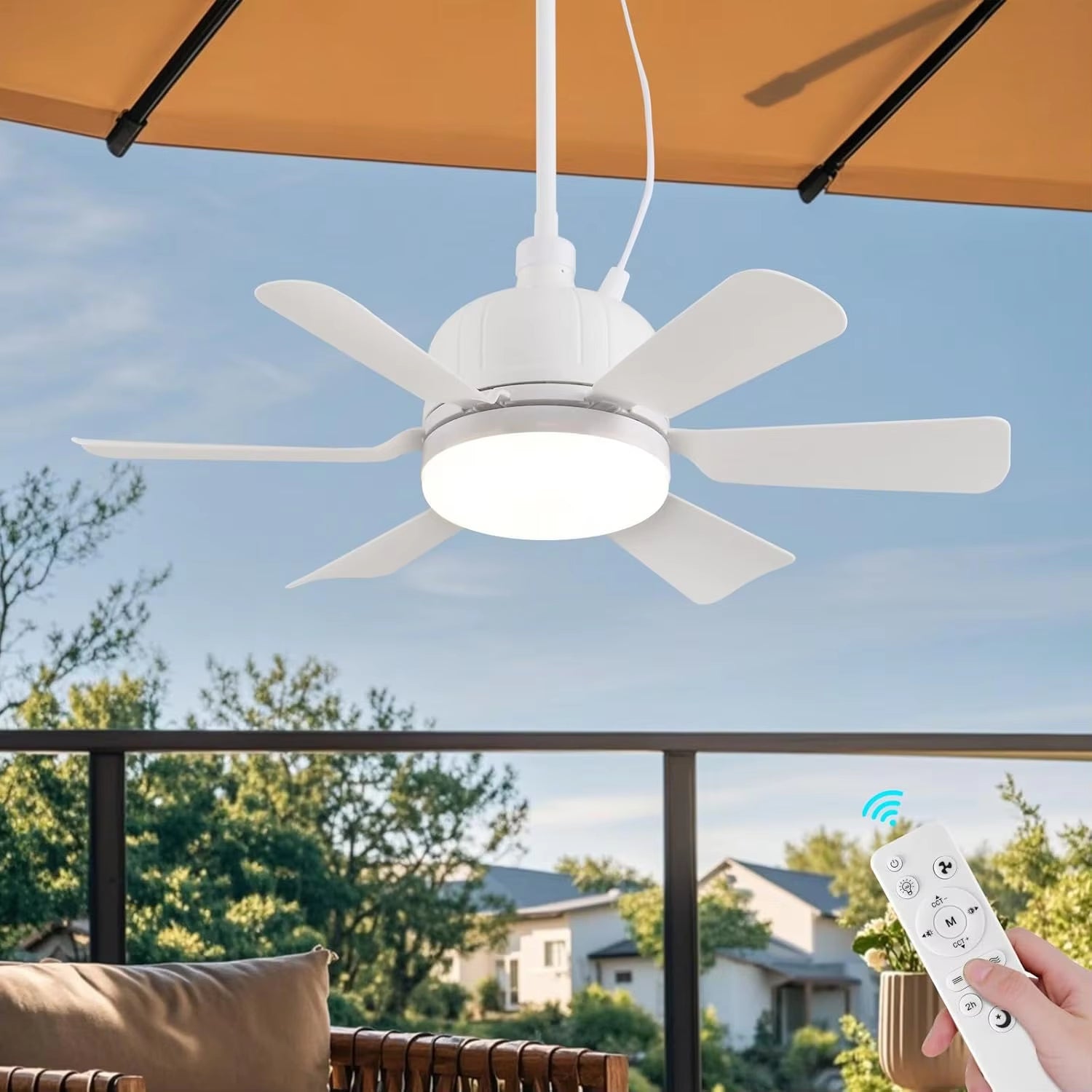 Remote-Controlled Ceiling Fan / Dimmable Light